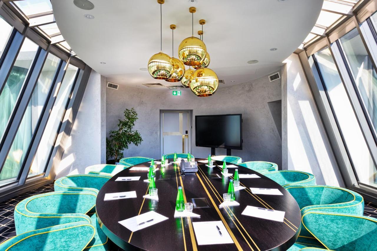 Hotel Ferreus Modern Art Deco Krakow Bagian luar foto Meeting room