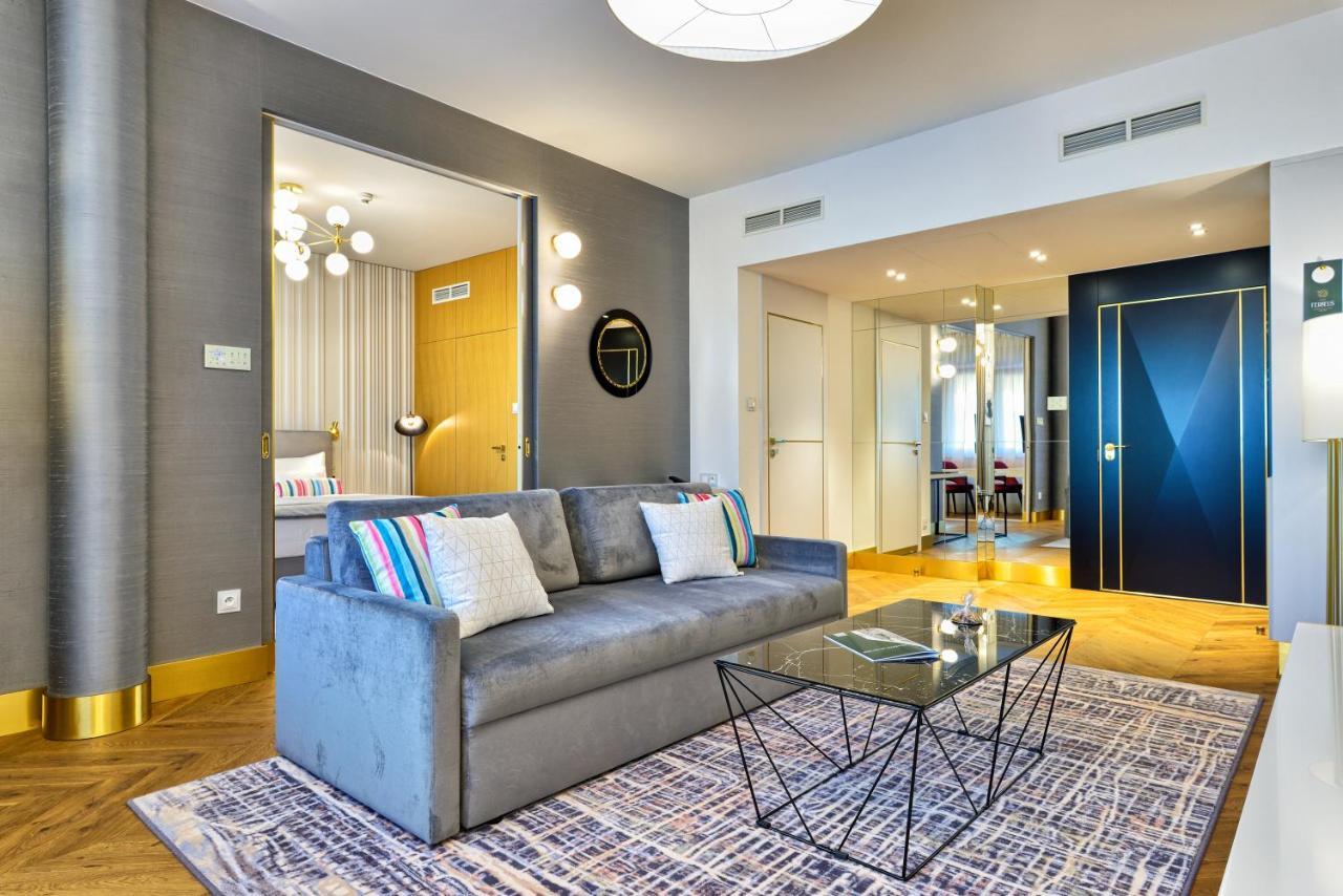 Hotel Ferreus Modern Art Deco Krakow Bagian luar foto Interior of a suite at the hotel