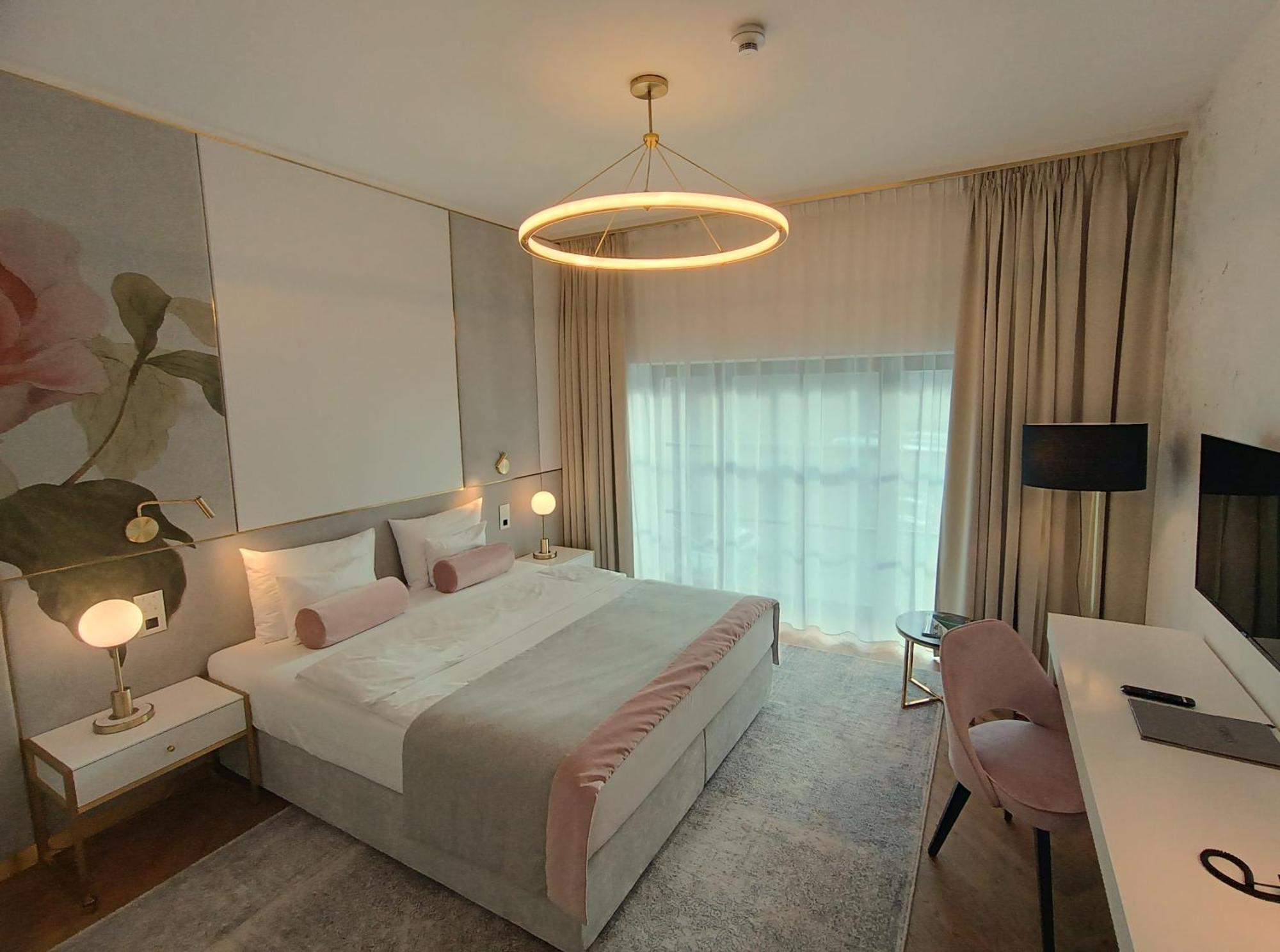 Hotel Ferreus Modern Art Deco Krakow Bagian luar foto